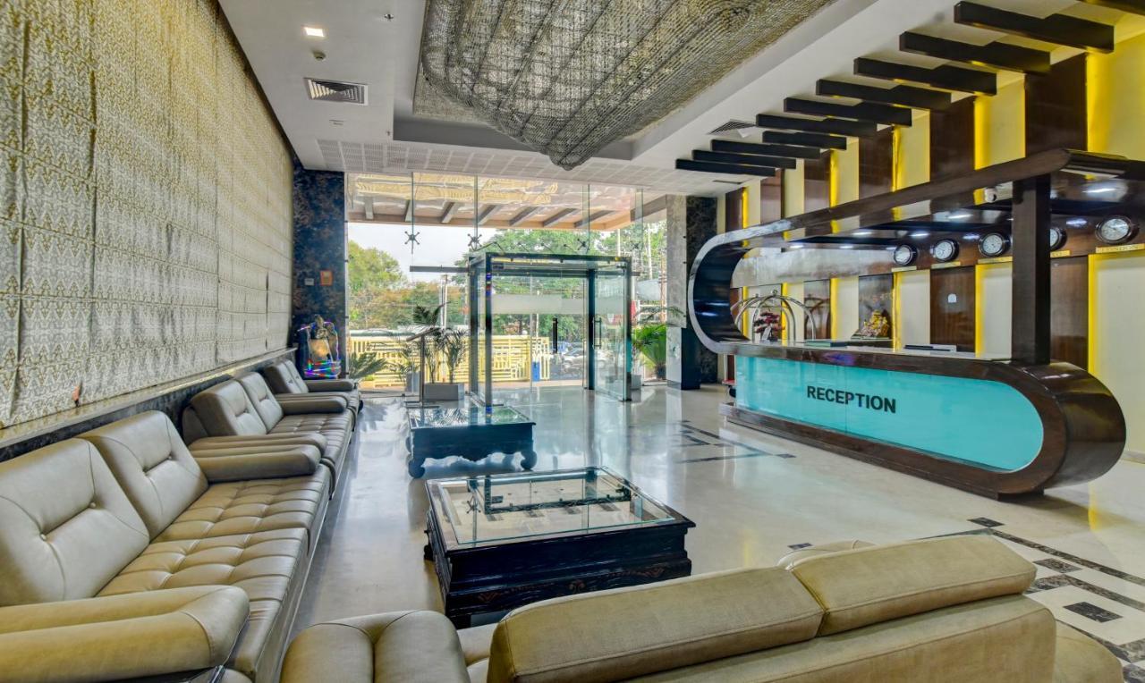 Treebo Elysee, Patel Nagar Dehradun Ngoại thất bức ảnh